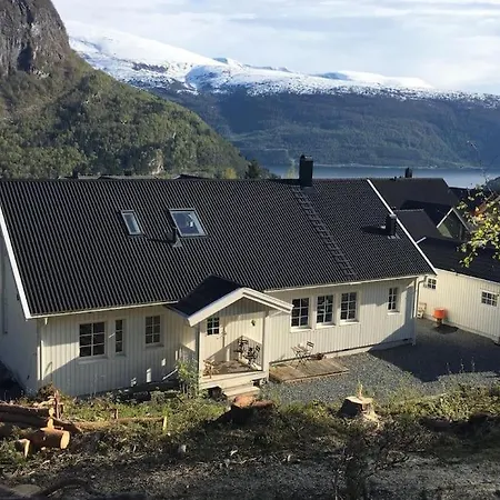 Hus I Stryn
